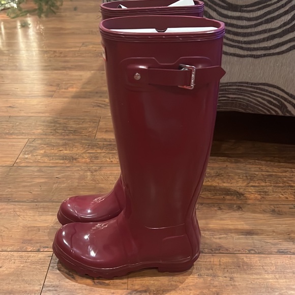 Original Tall Gloss Rain Boot - Magenta - Picture 2 of 5